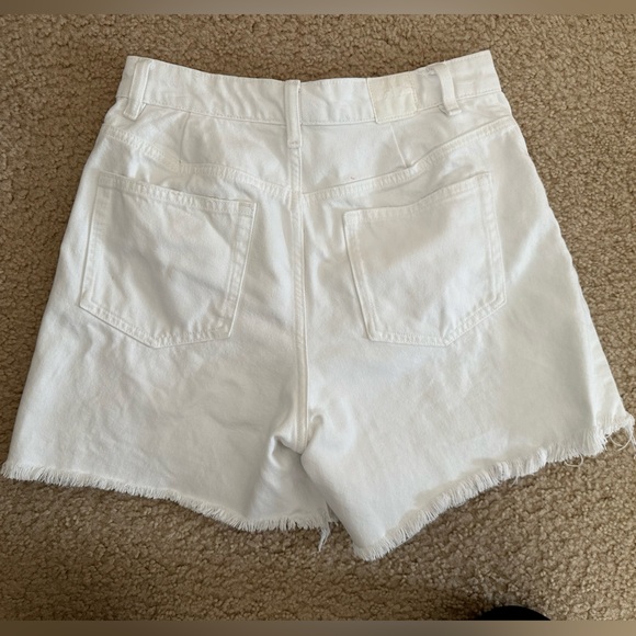 Zara White Denim Shorts - Picture 2 of 5